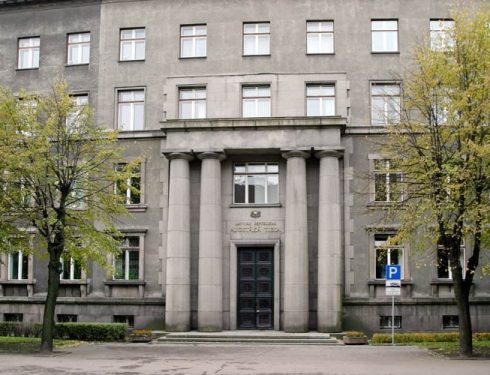 Logu iegāde un montāža administratīvajā ēkā